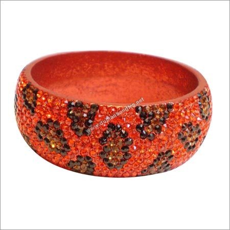 स्फटिक डिजाइनर चूड़ियाँ