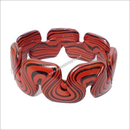 फैंसी लाख चूड़ियाँ