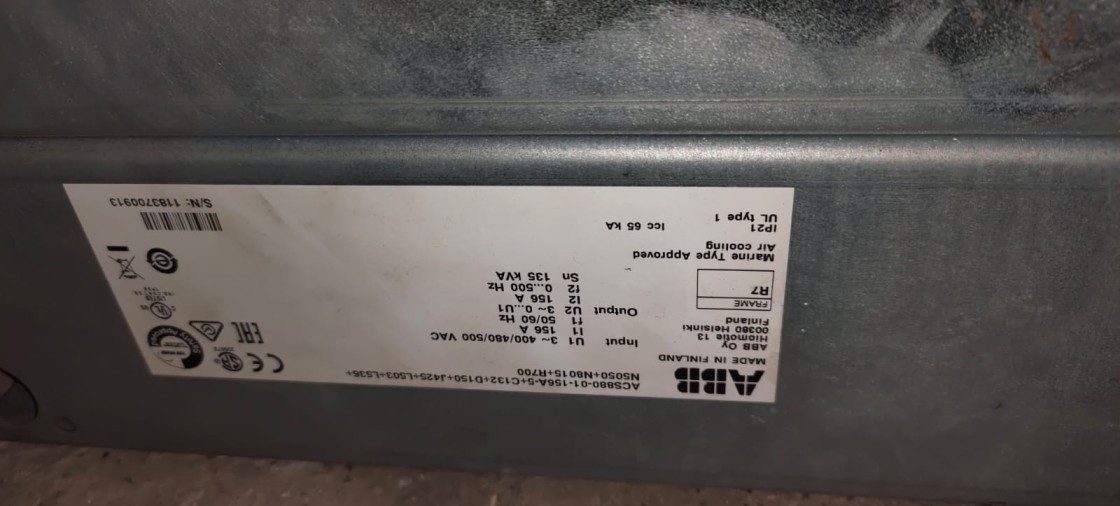 Abb Ac Drive - 100hp, 150a | Black And White Ac Drive For Industrial Applications