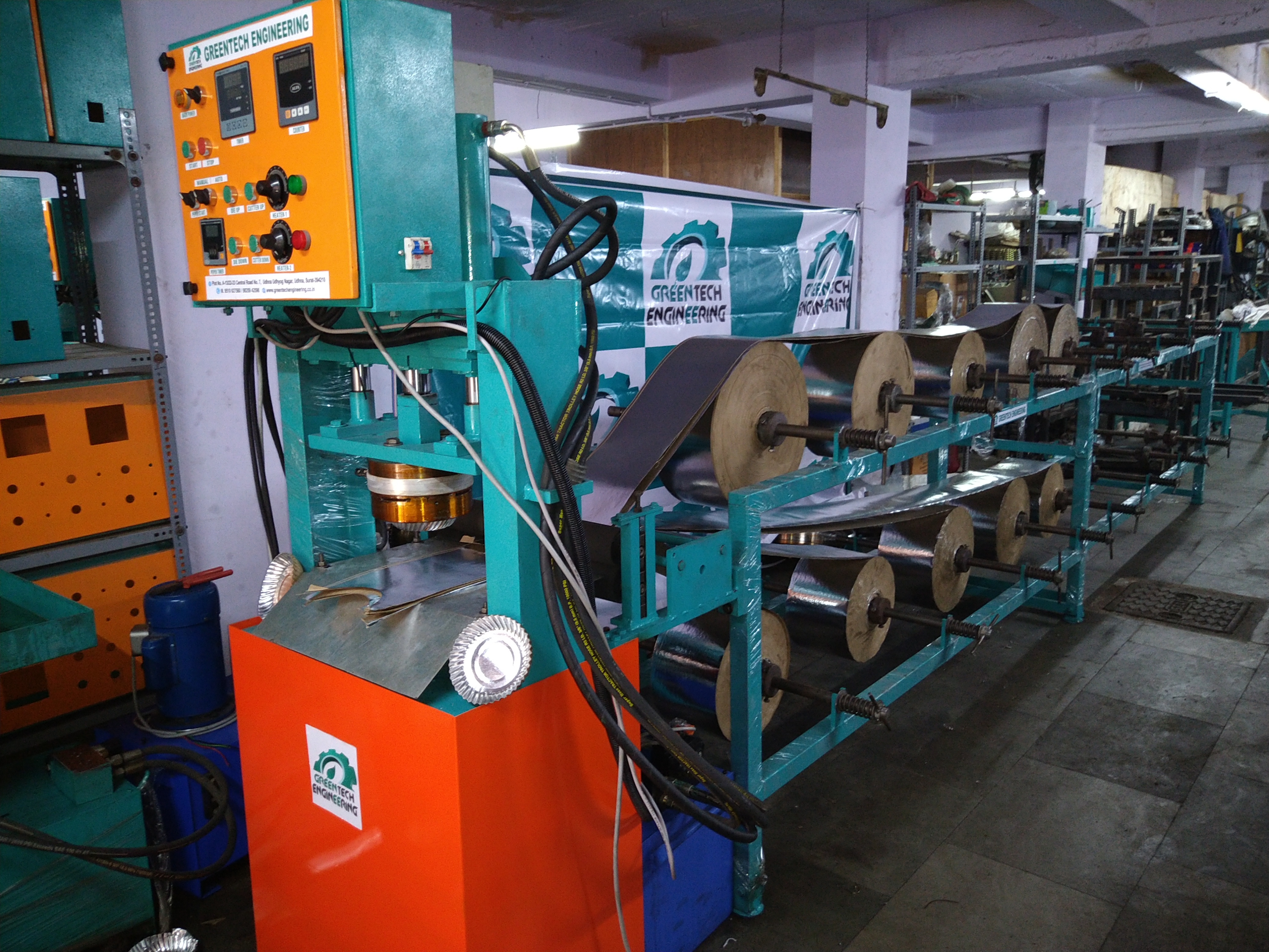 Fully Automatic Paper Plate Making Machine - 4 Inch Cutting Size, 2100 Capacity | Computerized Plc Control, Green & White, 1 Year Warranty