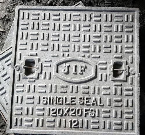 Manhole Covers - Ductile Iron, Square Dimensions (300x300 To 1500x1500 Mm), Load Capacity C250 To F900, Epoxy Coated, Lockable Removable Plate
