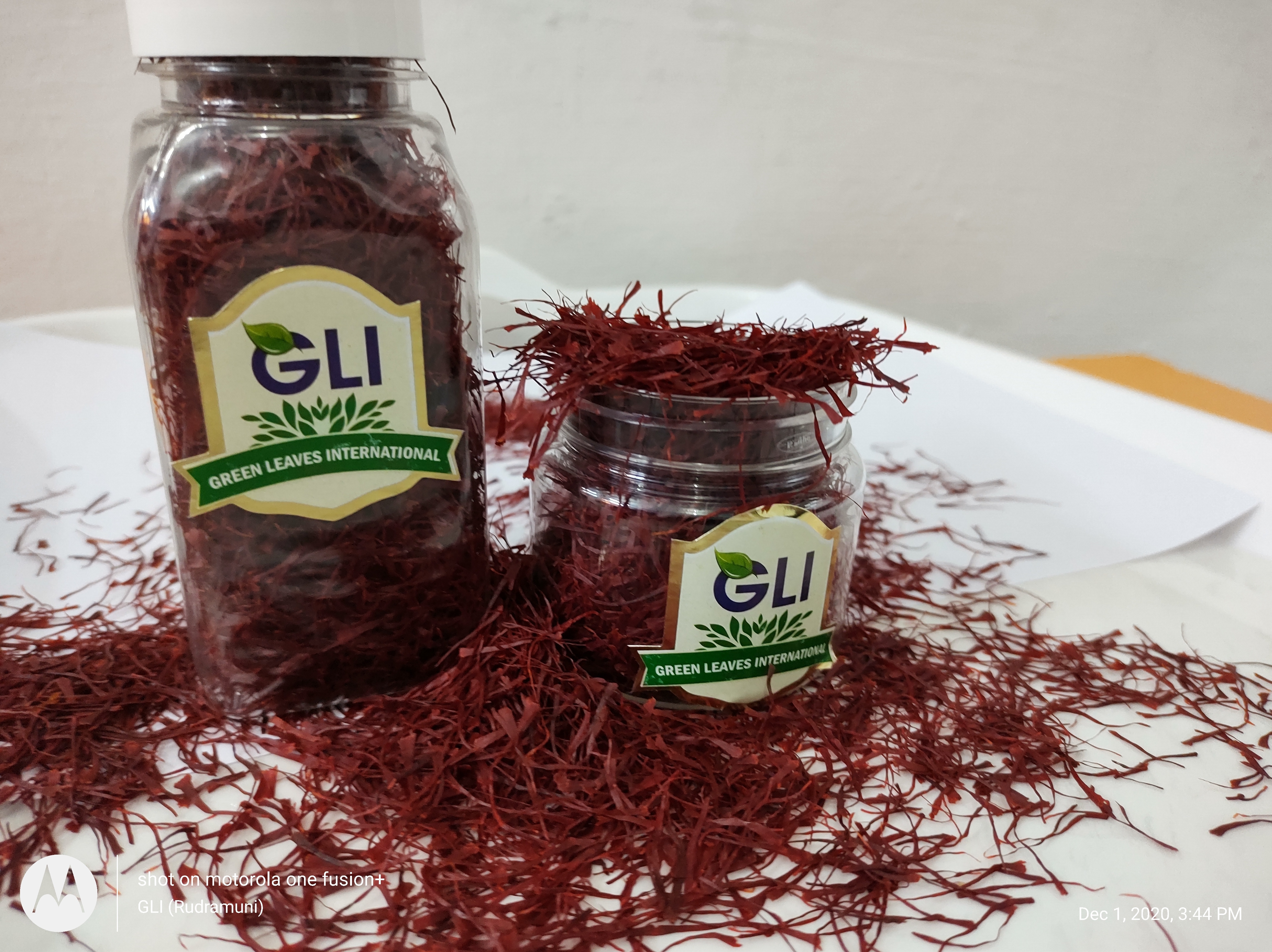 Gli Saffron - 98% Pure Organic Saffron Threads | Dried Grade A With Deep Color And Natural Aroma, Packaged In Bottles, Ideal For Food, Spa, And Perfumes