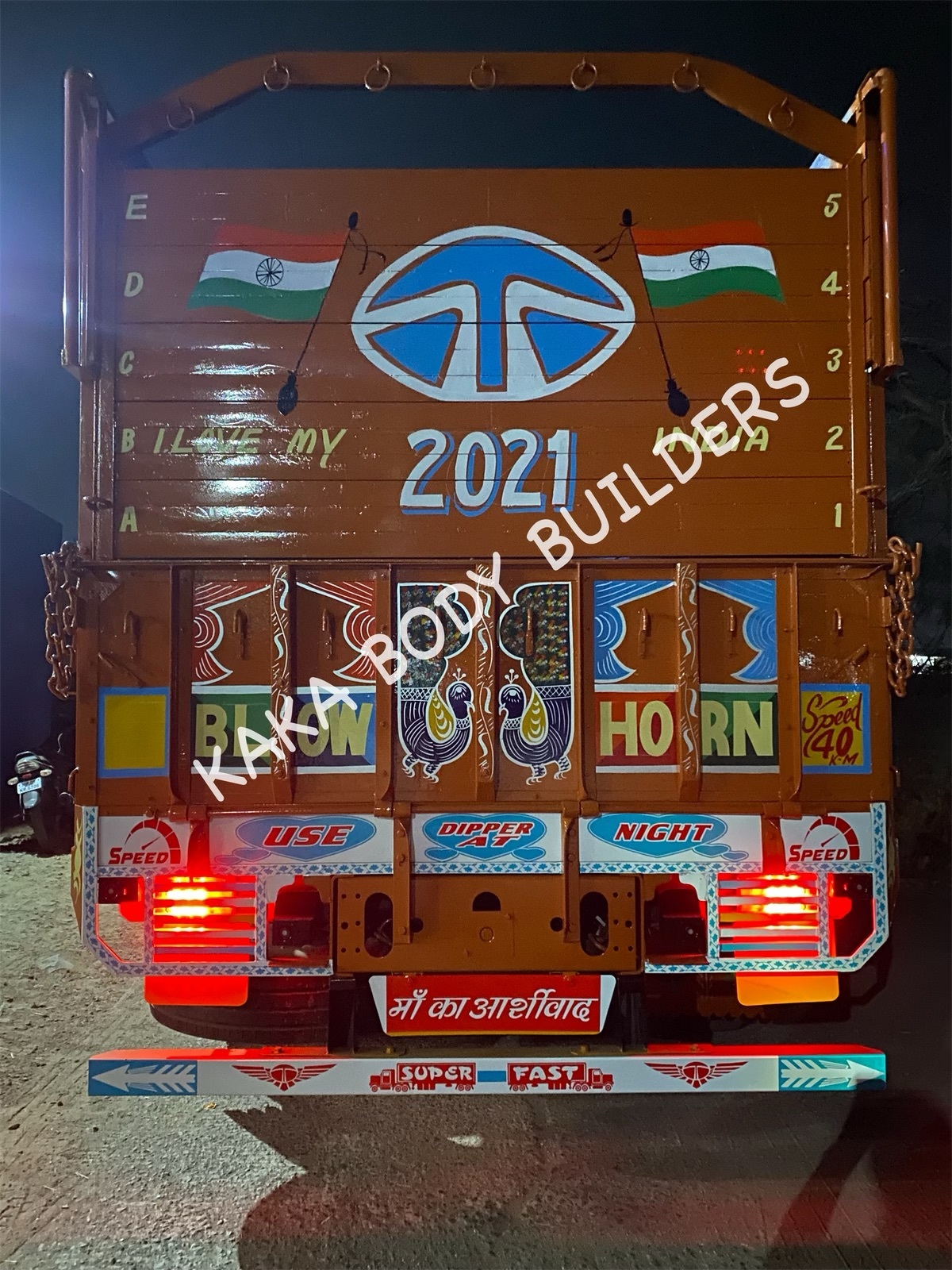 Tata 4223