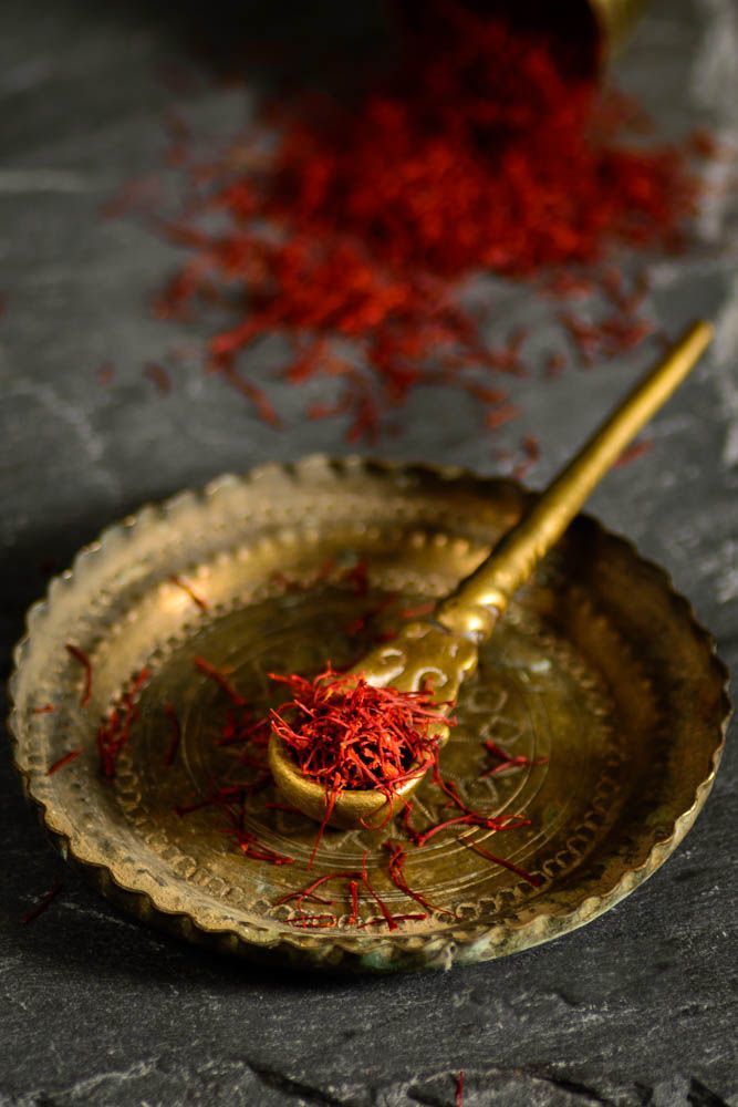 Kashmiri Saffron - Premium Quality, Rich Aroma , Deep Red Stigmas, Handpicked For Culinary Excellence