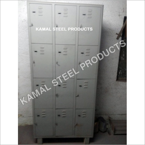 कॉमन लॉकर्स