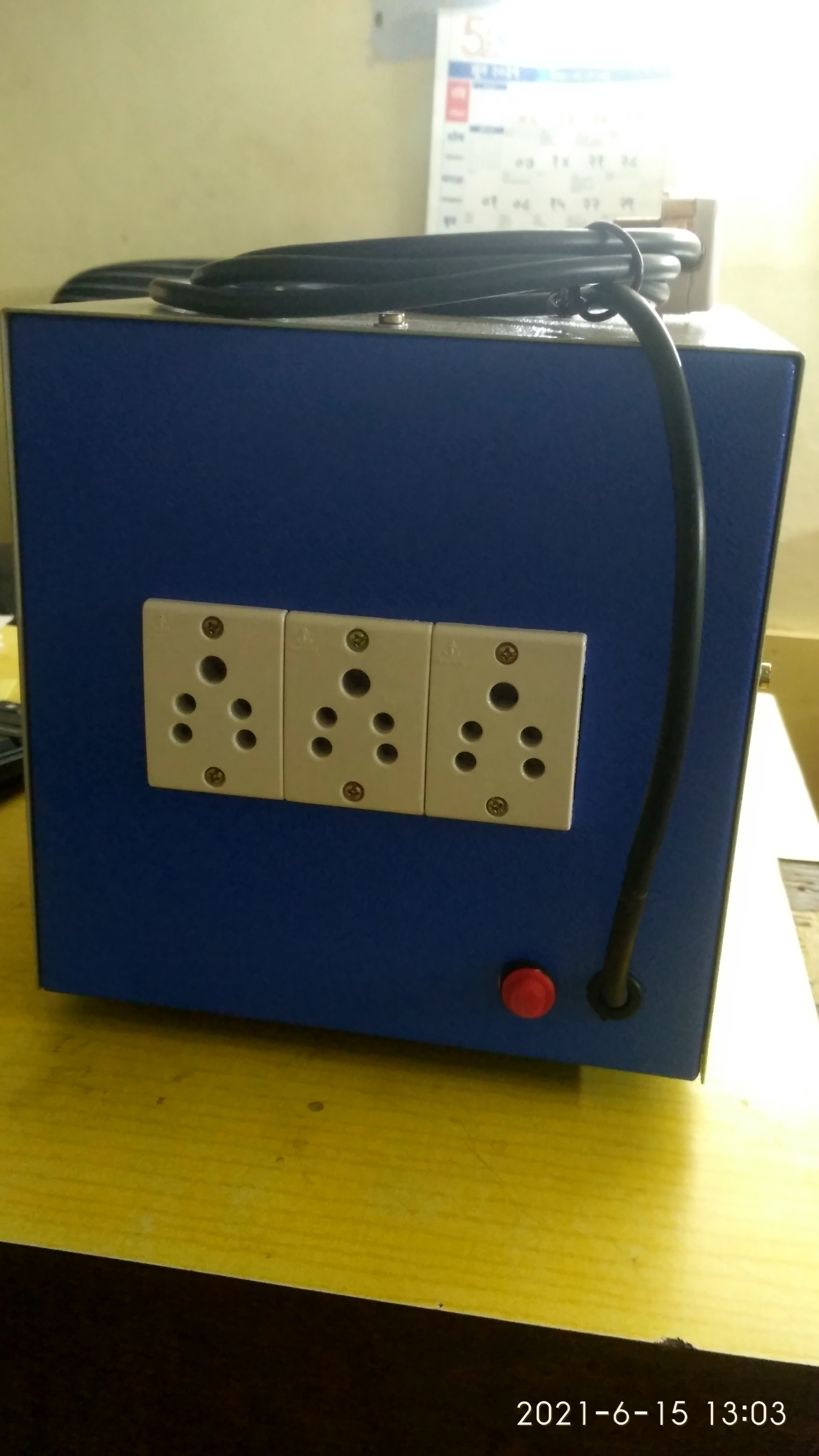 Constant Voltage Transformer. - Coil Material: Iron Core