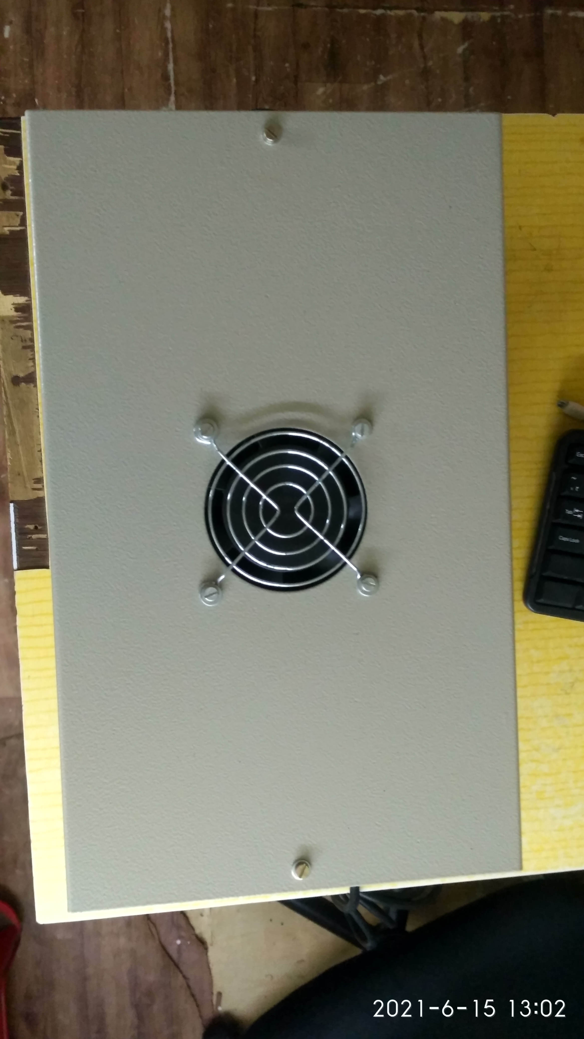 Constant Voltage Transformer. - Coil Material: Iron Core