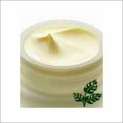 Body Milk Skin Cream Age Group: As Per Prescribed On Pack
