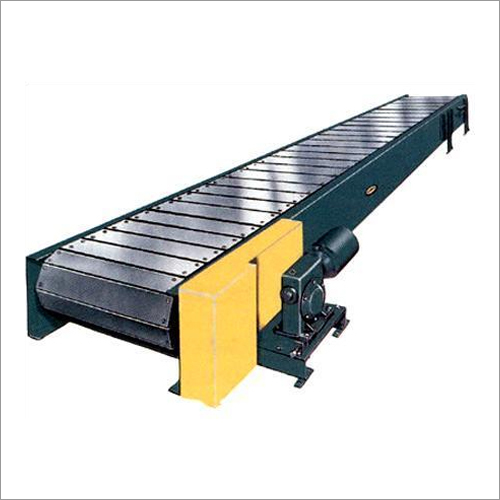 Slat Conveyor - Metal Construction | Durable, Efficient, Heavy-Duty Load Capacity