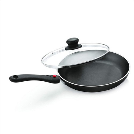 Celebrino Fry Pan With Glass Lid 22cm - Aluminum Alloy, 1 kg Weight, Round Shape, Black Color | 3-Layer Non-Stick Coating, Fast Heat Conduction Base, Ergonomic Handle