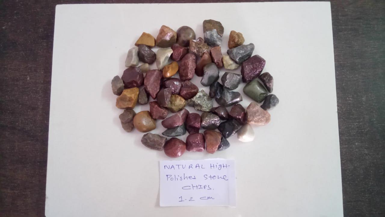 River Stone Crushed And Polished Gravels Solid Surface