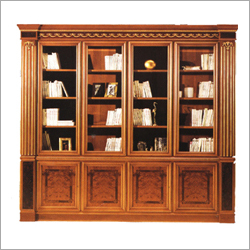 निर्मित लकड़ी का शोकेस