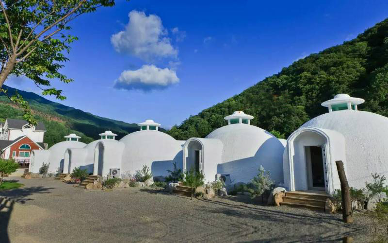 Prefabricated Park House - Graphene Eps, 3.32m Height X 5.6m Width X 11.5m Length | Durable Structure, Eco-friendly, Soundproof, Wind & Earthquake Resistant