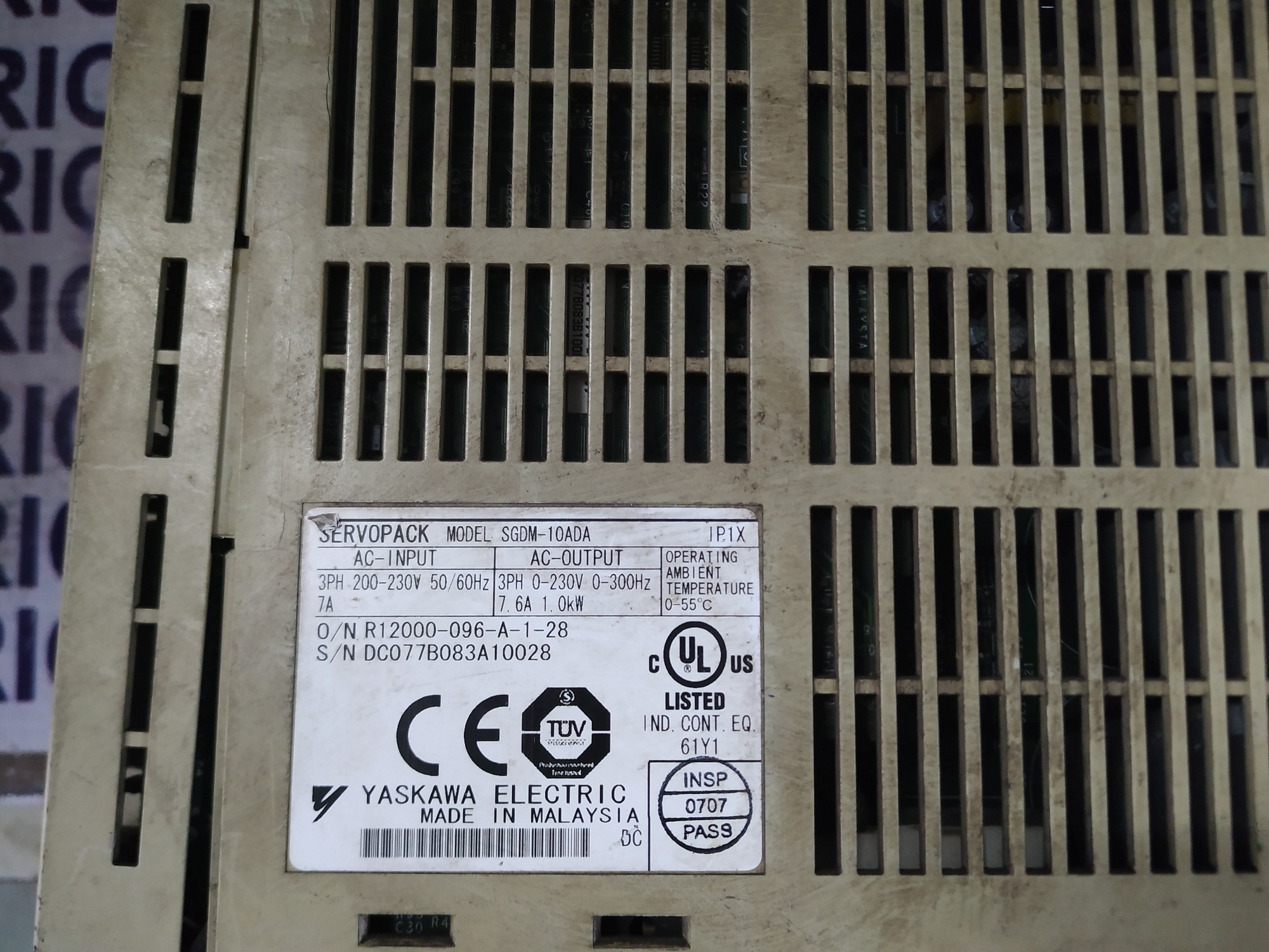 Yaskawa Ac Servo Drive Sgdm-10ada