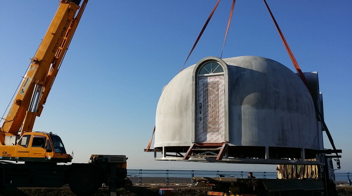 Custom Choose Modern Design Dome House