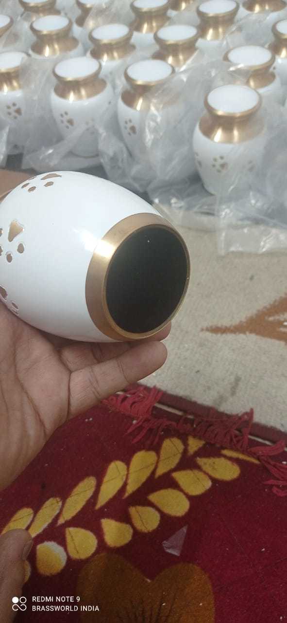 Brass Odyssey White With Golden Paw Urn Funeral Supplies