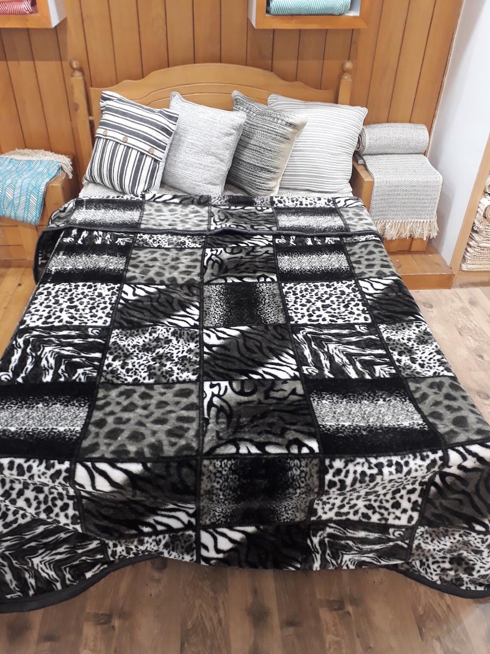 Goldfinch Alfa Single Bed Age Group: Children