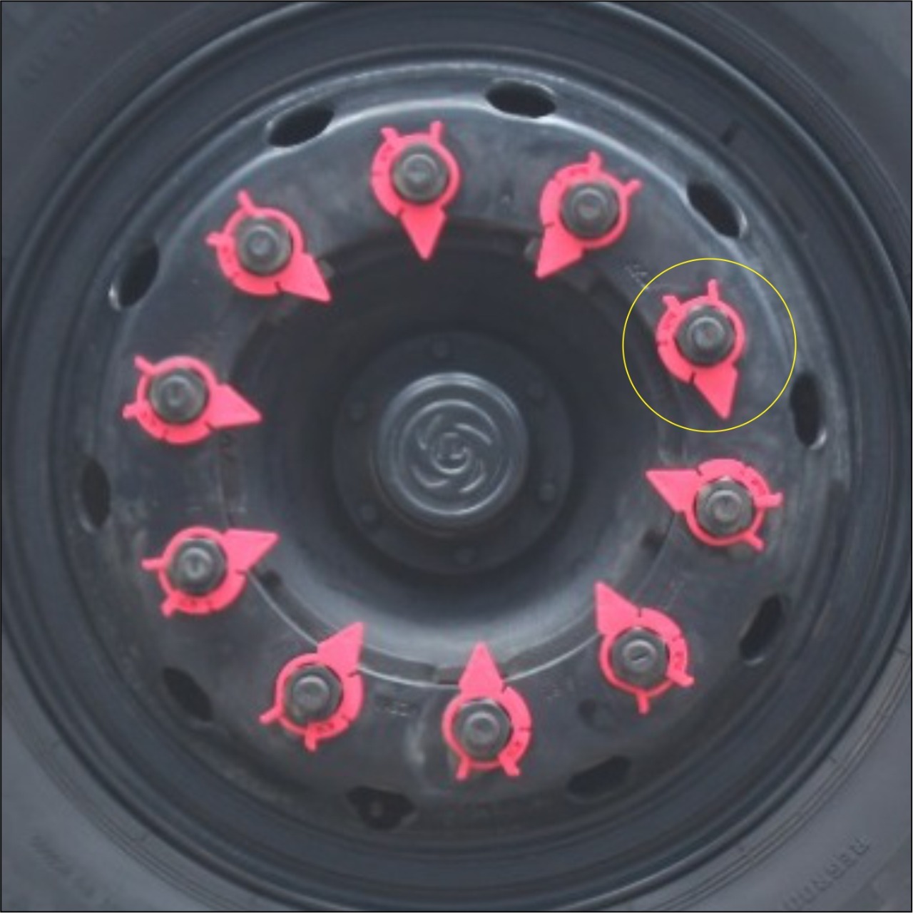 Adjustable Loose Wheel Lug Nut Indicators