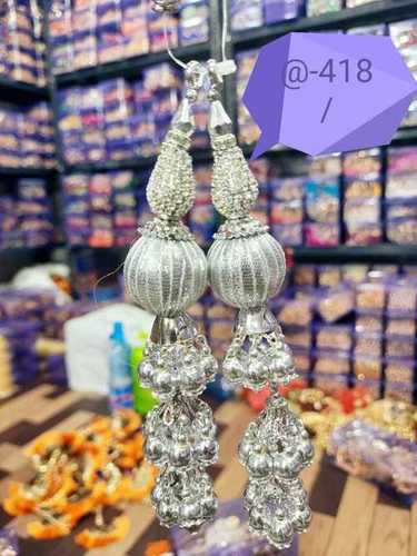 सफेद घुंघरू डिजाइनर लटकन सजावट सामग्री: मोती