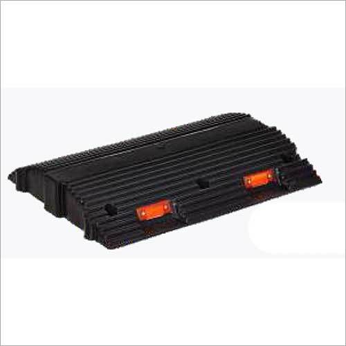 बीएस-बी-555 स्पीड ब्रेकर