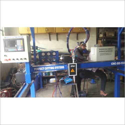 Automatic CNC Cutting Machine