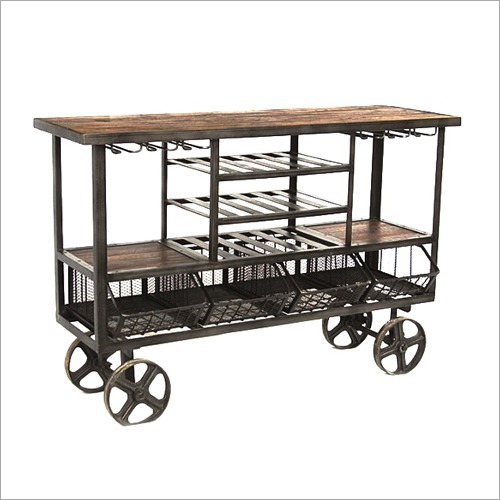 ब्लैक 4 व्हील बार ट्रॉली