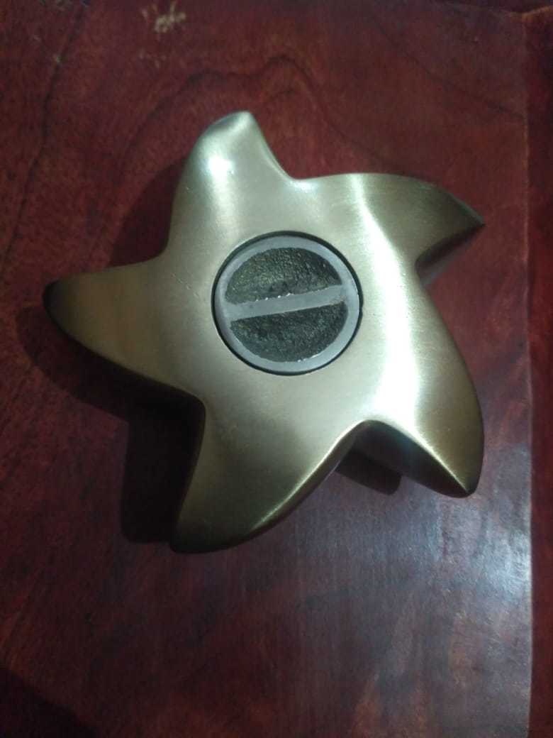 Trai Angle Shaped Urn For Pet Ashes Funeral Supplies