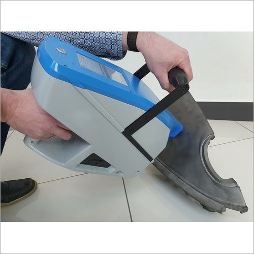 हैंडहेल्ड एक्सआरएफ धातु विश्लेषक