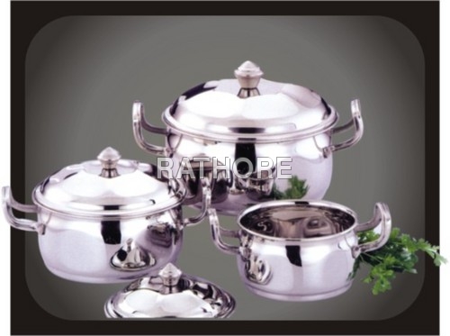 ब्लैक बेरी कलर पॉट