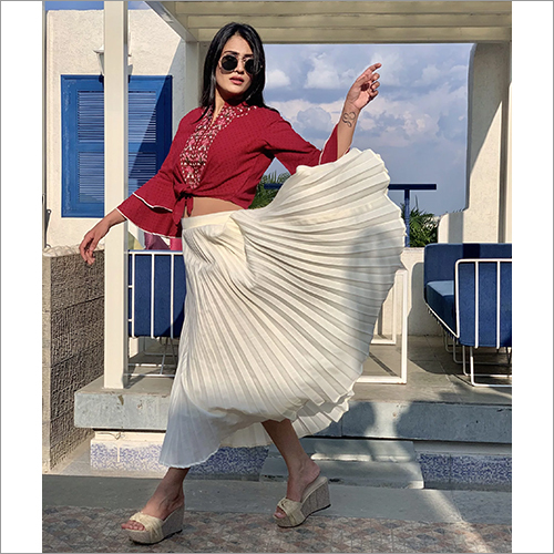 रूबी सिल्क के साथ वॉशेबल लेडीज़ टॉप कॉटन डोबी और स्कर्ट