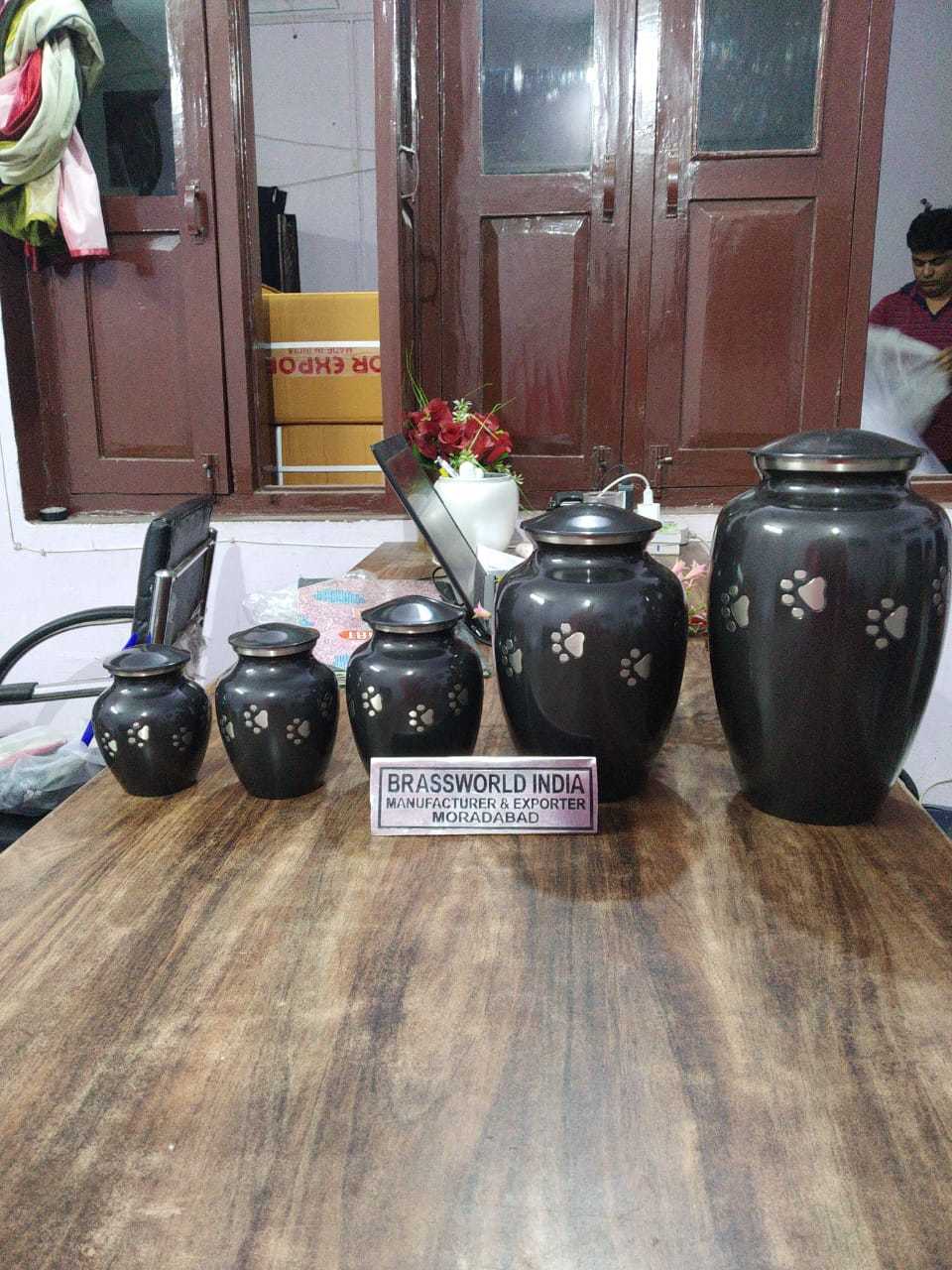 Anthrecite Grey With Pet Engraved Pet Cremation Urn Funeral Supplies