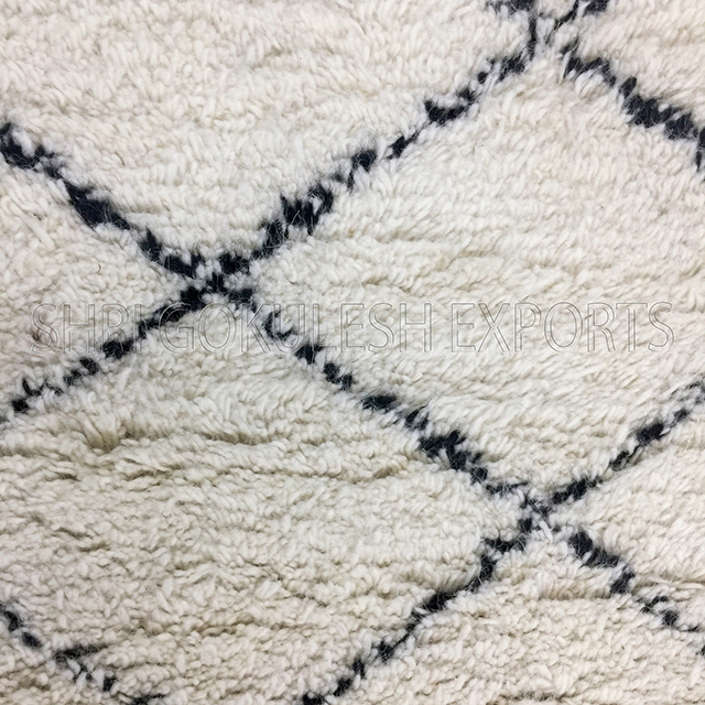 Hand Woven Stylish Home Decoration Moroccan Rugs Easy To Clean