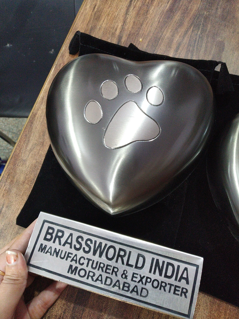 Anthrecite Grey Heart All Size Of Pet Urn Funeral Supplies