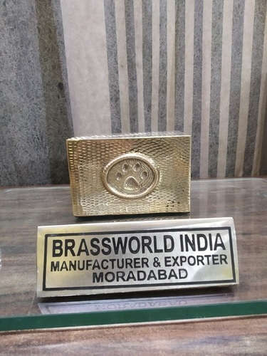 ब्रास ब्राइट पेट पॉ फ्यूनरल बॉक्स कलश फ्यूनरल सप्लाई