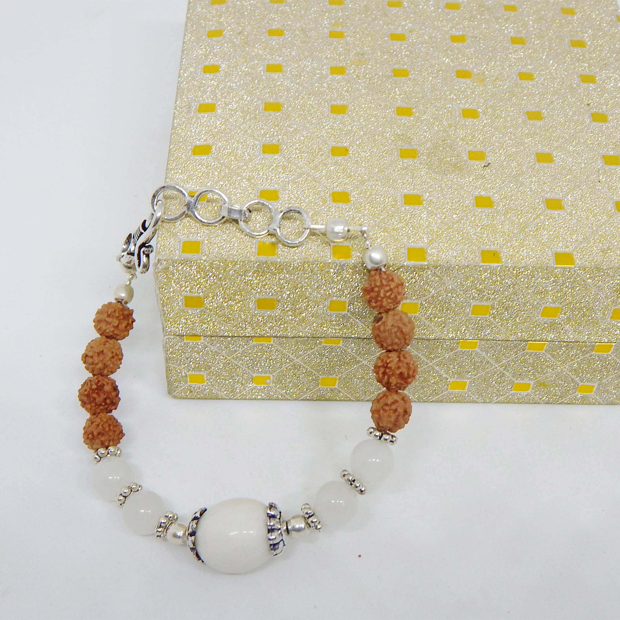 Fashion Gemstone White Agate & Rudraksha Beads Bracelet