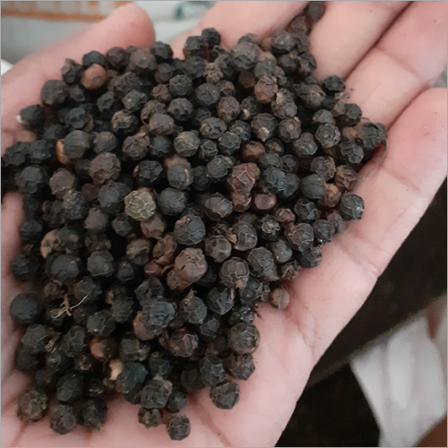 Kerala Black Pepper - Round Shape, Black Color | Aromatic Flavor Ideal For Culinary Applications