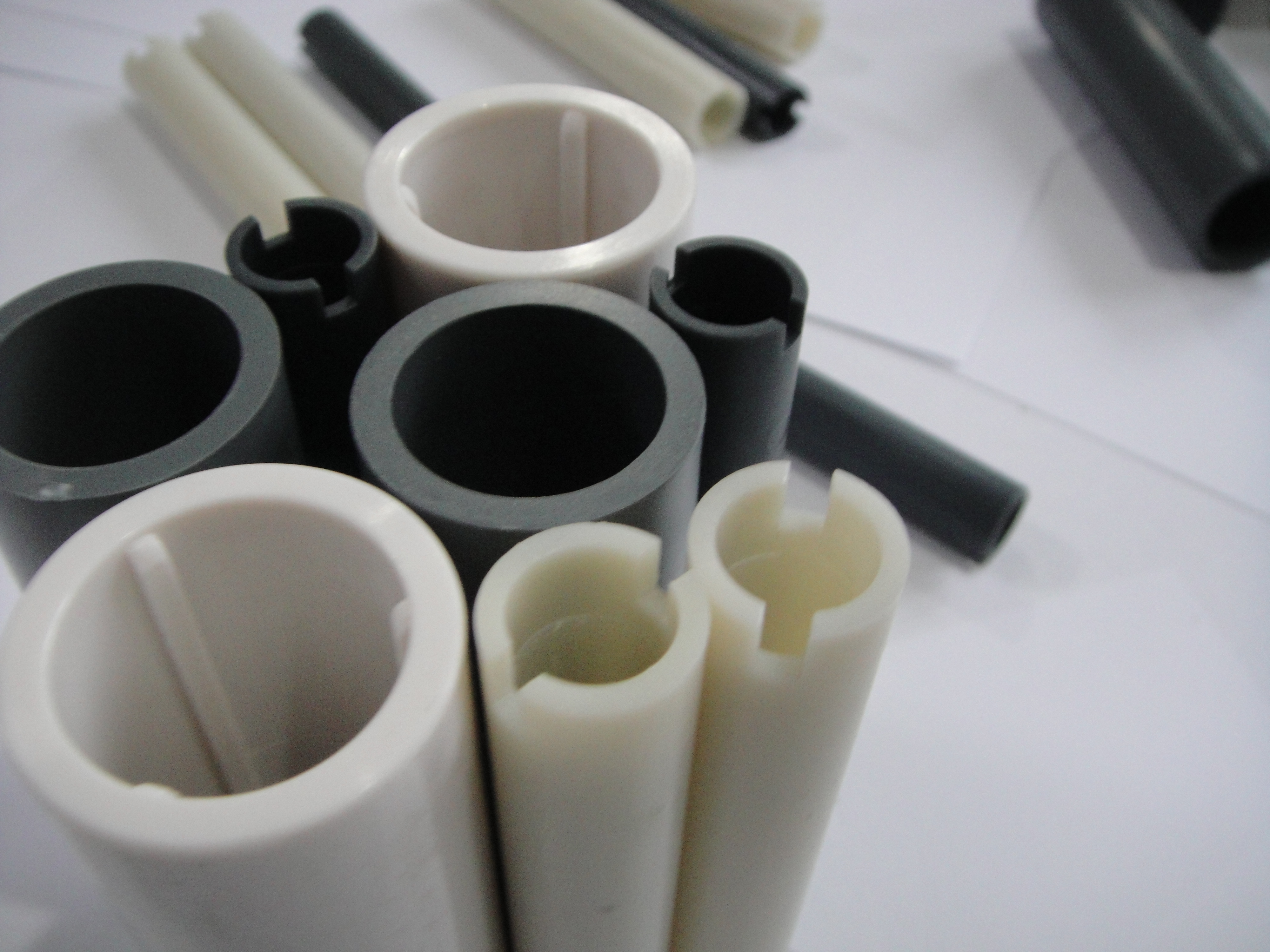 Plastic Core For Barcode Roll - Color: White