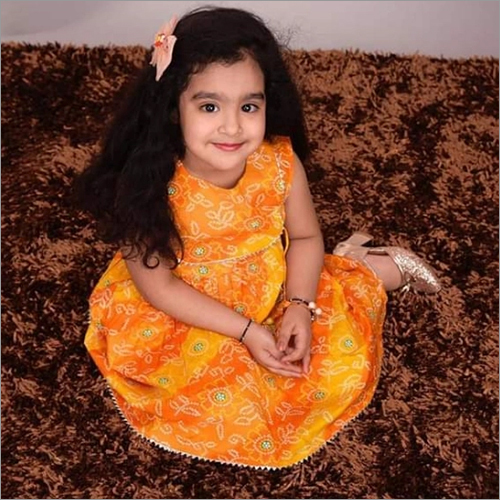 येलो किड्स फैंसी फ्रॉक