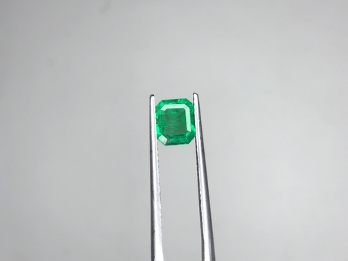 Emerald Stones Grade: Aaa