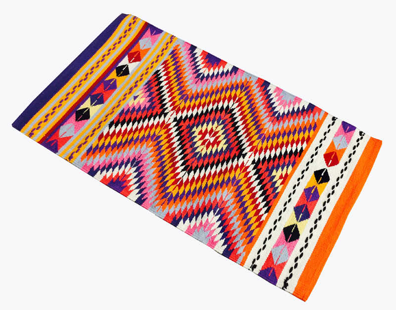 Cotton Rectangular Handmade Rugs Back Material: Woven Back