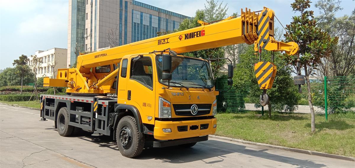 Mini Mobile Crane Truck Application: Hydro Power