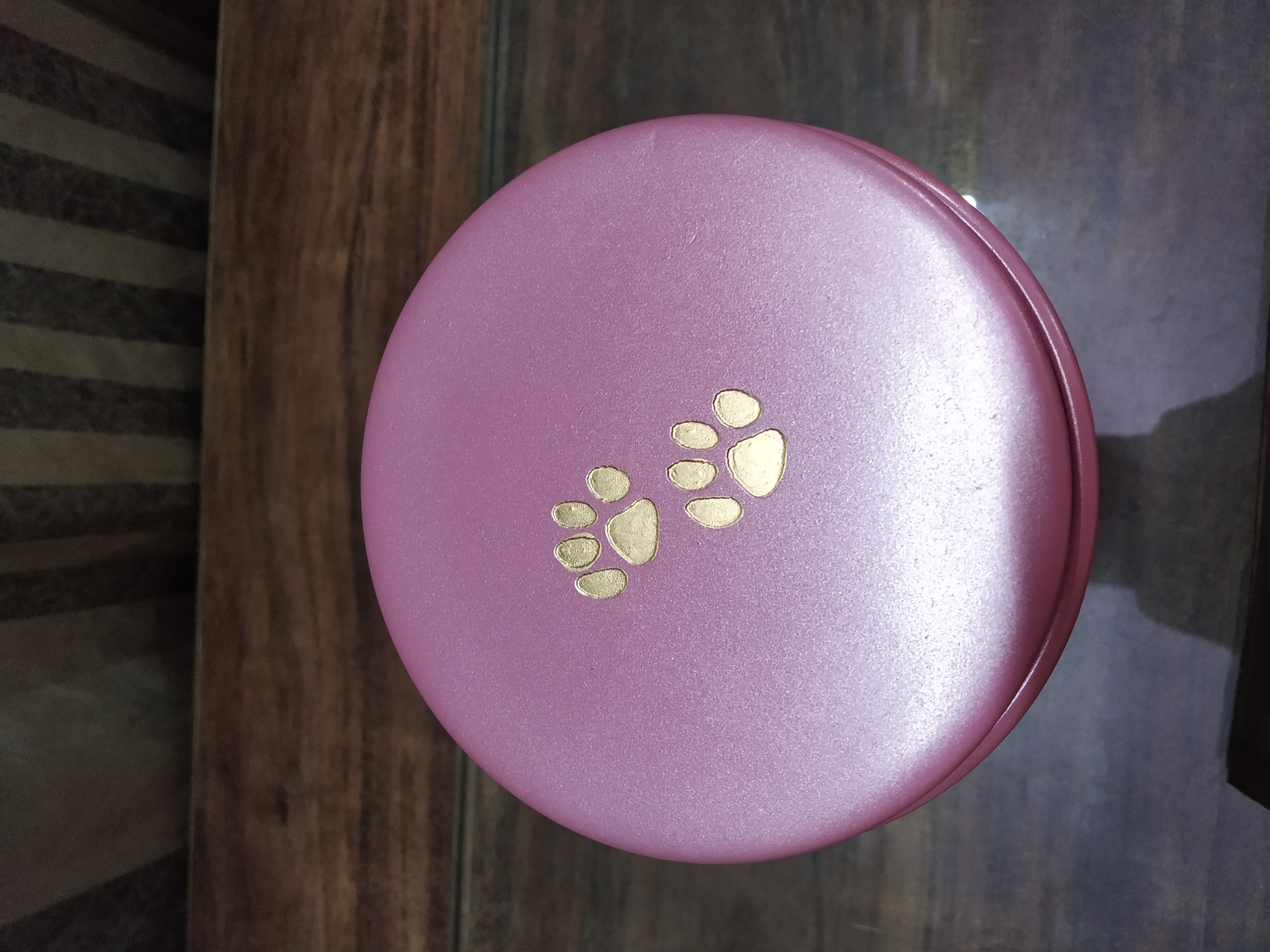 Round Pink Colour Pet Paw Urn Funeral Supplies