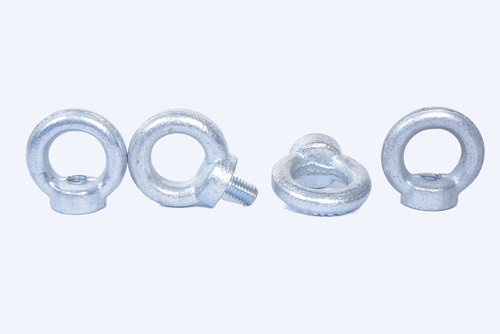 आई बोल्ट उठाना