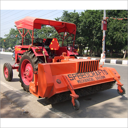 सेमी-ऑटोमैटिक रोड ब्रूमर