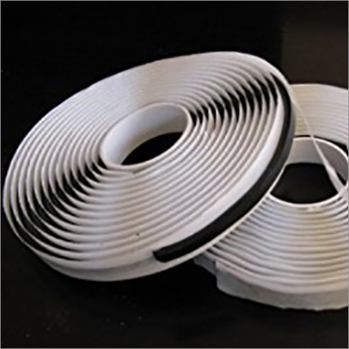 मैस्टिक सिंगल टेप टेप की मोटाई: विभिन्न मोटाई उपलब्ध मिलीमीटर (मिमी)