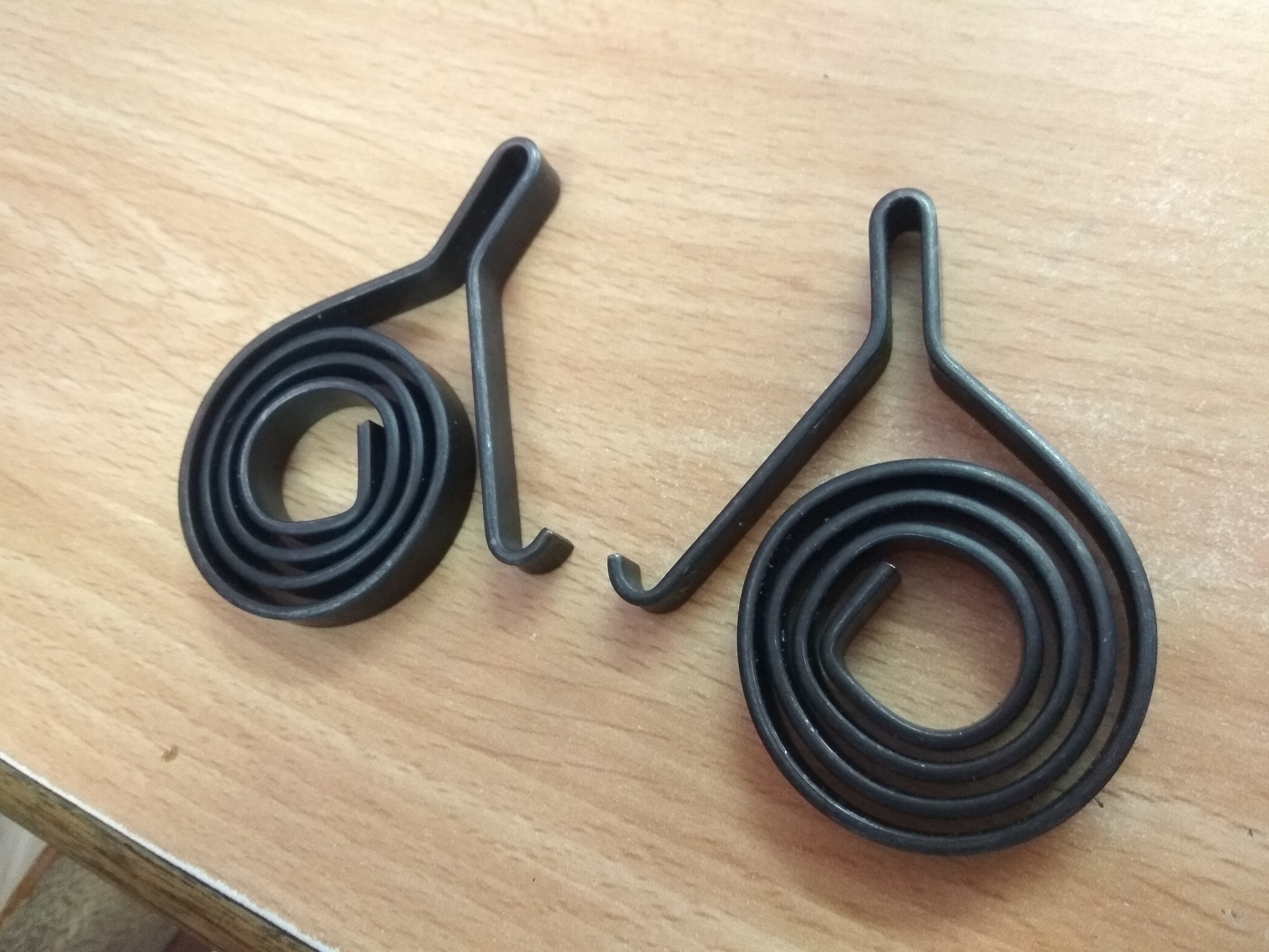 Spiral Spring - Iron, 50 Mm Height X 475 Mm Length X 10 Mm Width | Blackening Finish, Torsion Load Type, Wire Diameter 2 - 10 Mm, 150 G Weight