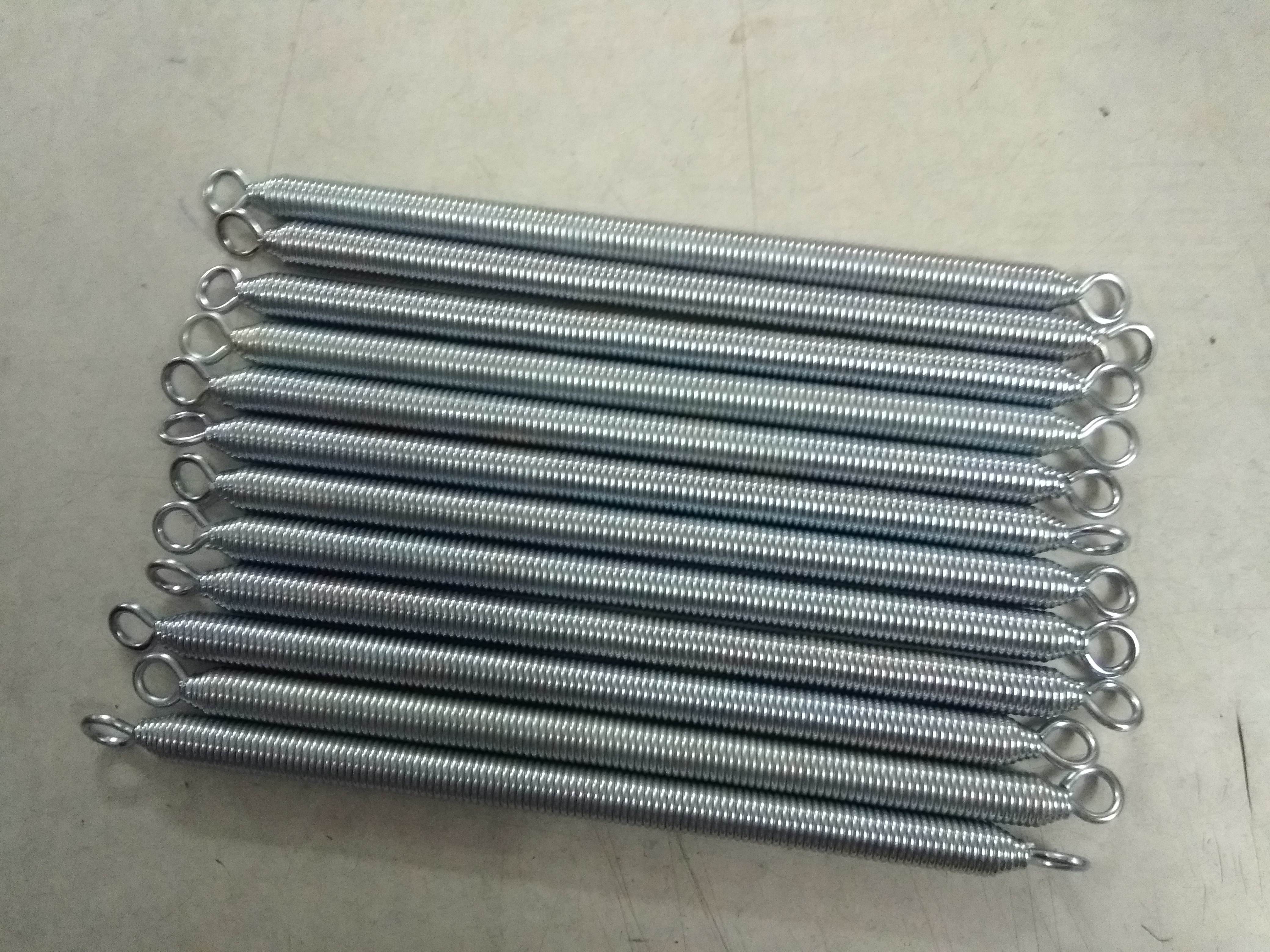 Tension Spring - Steel, 6 Inches Free Length, 1 Inch Coil Diameter | 0.125 Inch Wire Diameter, 10 Lbs Load Capacity, Loop Ends