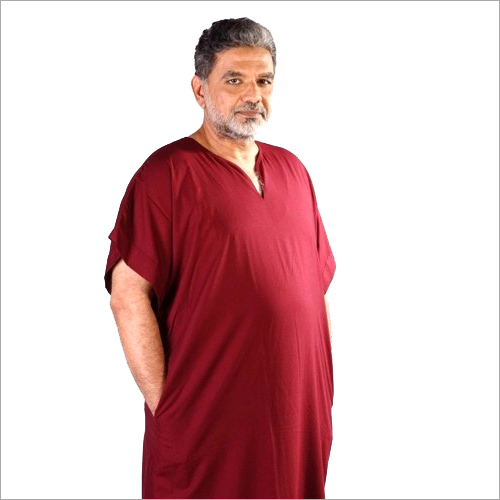 रेड मेडिटेशन रॉब्स