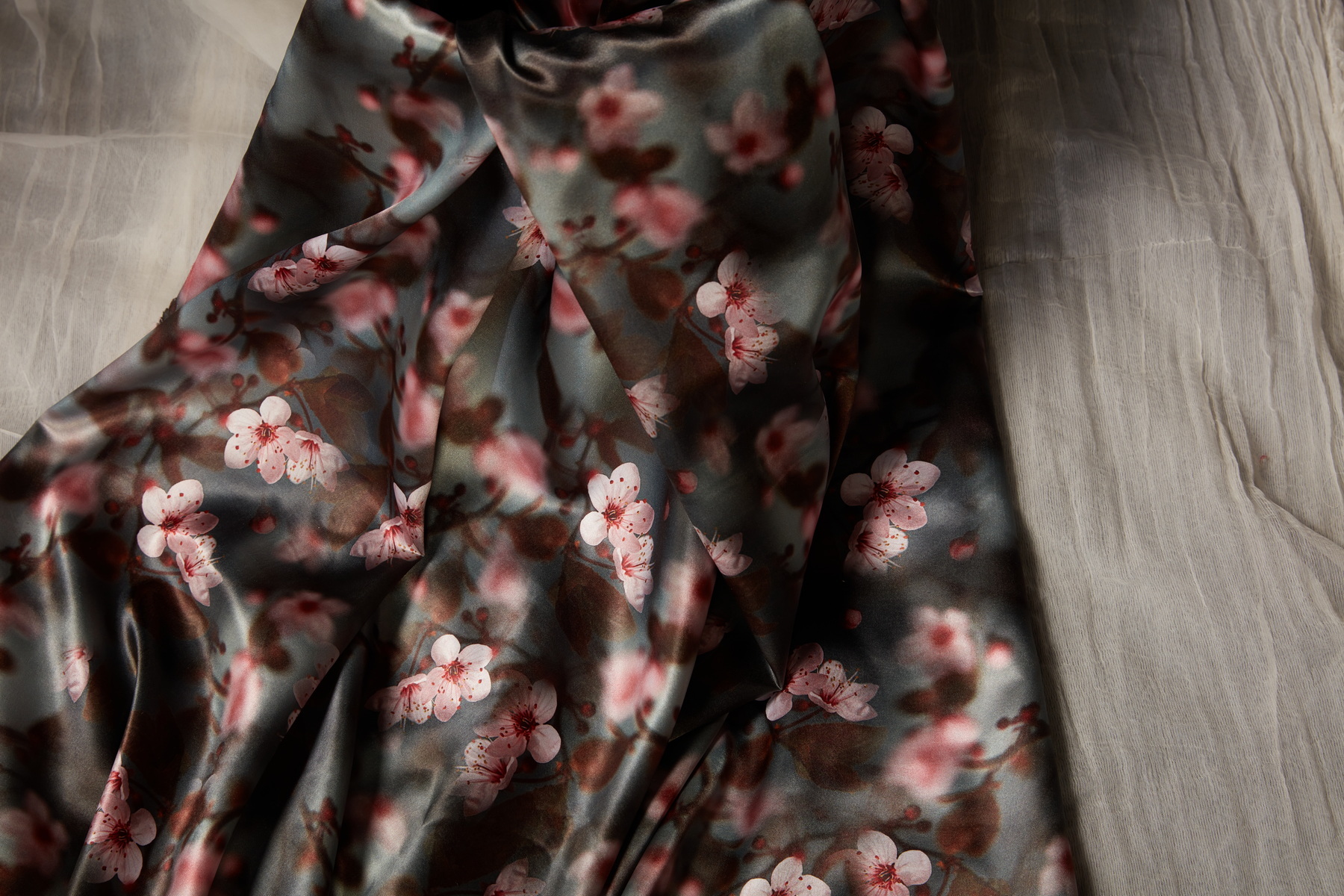 Swiss Cotton Digital Prints - 20 Meter Multicolour Digital Printed Polyester Fabric