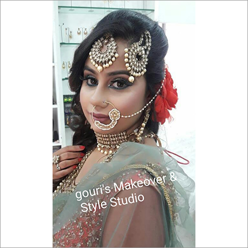 प्री-ब्राइडल मेकअप सर्विसेज
